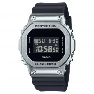 카시오워치스 > GM-5600U-1 카시오 손목 시계
